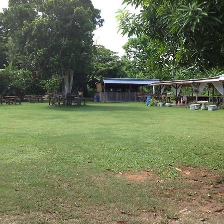 בית הארחה אוצ'ו ריוס 	Chillax On Our Farm מראה חיצוני תמונה