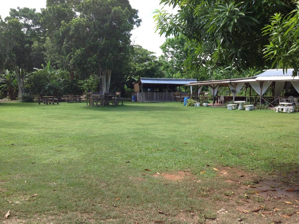 בית הארחה אוצ'ו ריוס 	Chillax On Our Farm מראה חיצוני תמונה